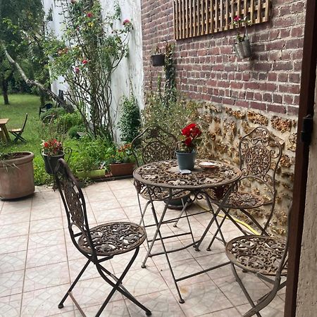 Studio Avec Terrasse Sur Jardin Фонтене-су-Буа Экстерьер фото
